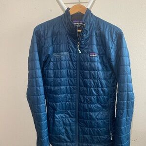 Patagonia Men's Nano Puff Jacket in size Medium - Blue